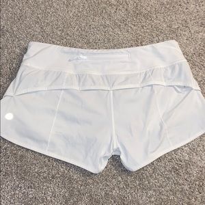Lululemon Speed Up Shorts *2.5”